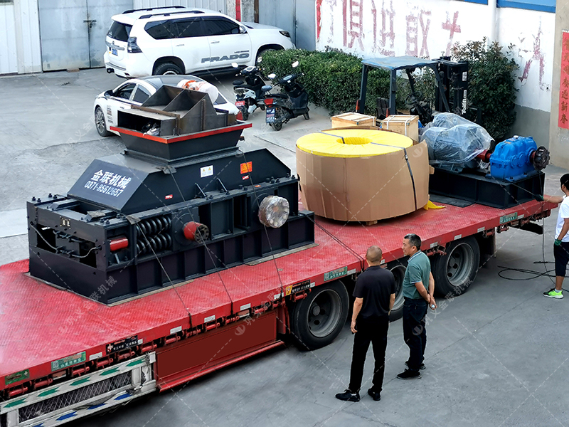 日產(chǎn)1000噸的對輥破碎機生產(chǎn)線報價，哪里的廠家更劃算？